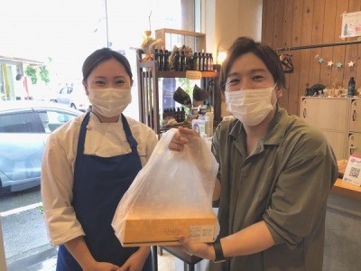 寝屋川  チーズケーキ　グラタンチーズケーキ レ・フレール スイーツ ケーキ屋さん 美容室 ユートラクト